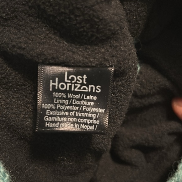 100% Wool Lost Horizons Floral Handmade in Nepal knit Beanie. OS - Picture 8 of 8